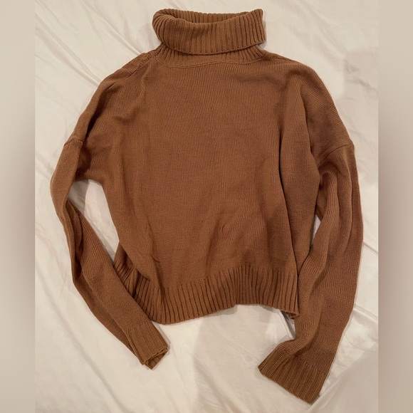 Cozy Brown Turtleneck Sweater size medium - Picture 3 of 3